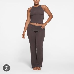 NWT Skims Cotton Jersey Foldover Pants in Iron Size Medium